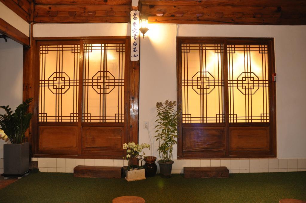 Punggyeong Hanok